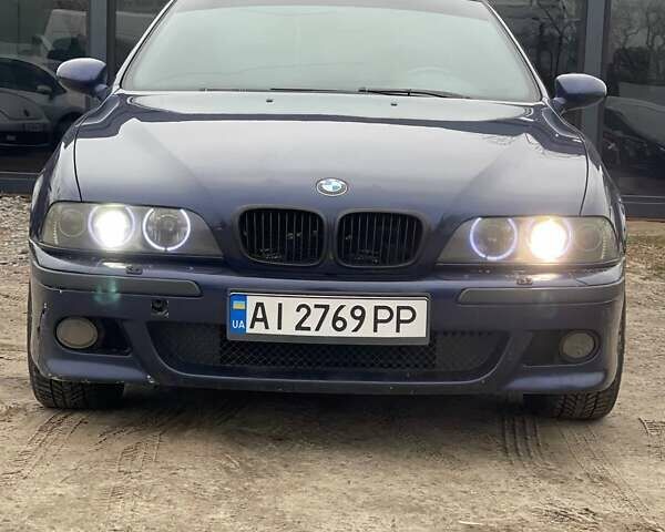 Синий БМВ 5 Серия, объемом двигателя 2.8 л и пробегом 403 тыс. км за 3700 $, фото 5 на Automoto.ua