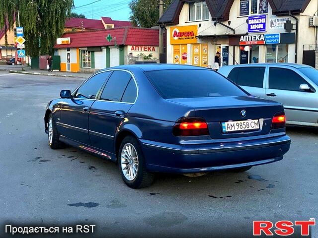 Синий БМВ 5 Серия, объемом двигателя 2 л и пробегом 450 тыс. км за 3250 $, фото 3 на Automoto.ua