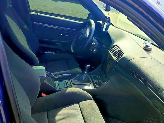 Синий БМВ 5 Серия, объемом двигателя 2 л и пробегом 0 тыс. км за 4600 $, фото 6 на Automoto.ua