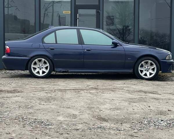 Синий БМВ 5 Серия, объемом двигателя 2.8 л и пробегом 403 тыс. км за 3700 $, фото 2 на Automoto.ua