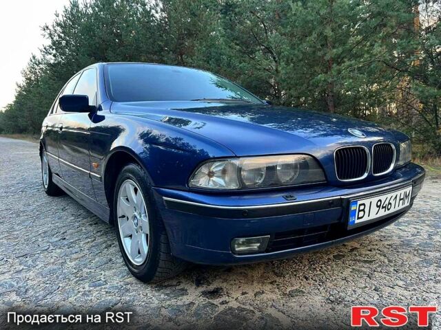 Синий БМВ 5 Серия, объемом двигателя 2 л и пробегом 300 тыс. км за 4900 $, фото 1 на Automoto.ua