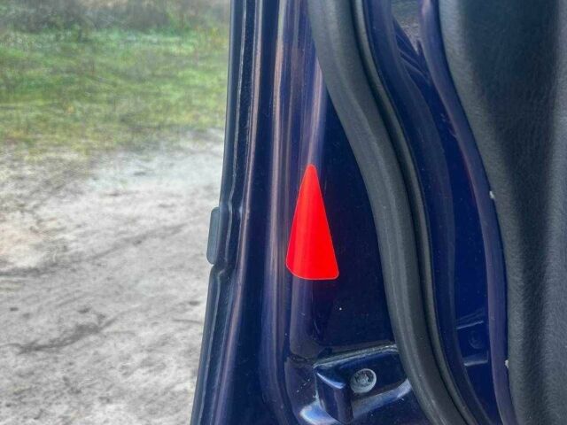 Синий БМВ 5 Серия, объемом двигателя 2.8 л и пробегом 427 тыс. км за 5700 $, фото 10 на Automoto.ua