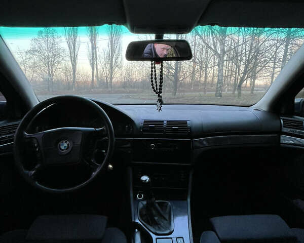 Синій БМВ 5 Серія, об'ємом двигуна 2.49 л та пробігом 330 тис. км за 4200 $, фото 9 на Automoto.ua