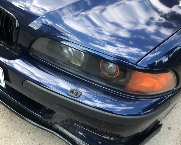 Синий БМВ 5 Серия, объемом двигателя 2 л и пробегом 350 тыс. км за 5500 $, фото 3 на Automoto.ua