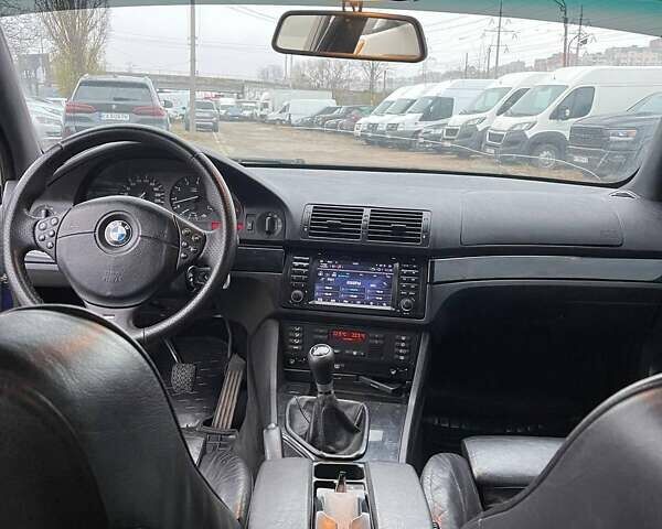 Синий БМВ 5 Серия, объемом двигателя 2.8 л и пробегом 403 тыс. км за 3700 $, фото 9 на Automoto.ua