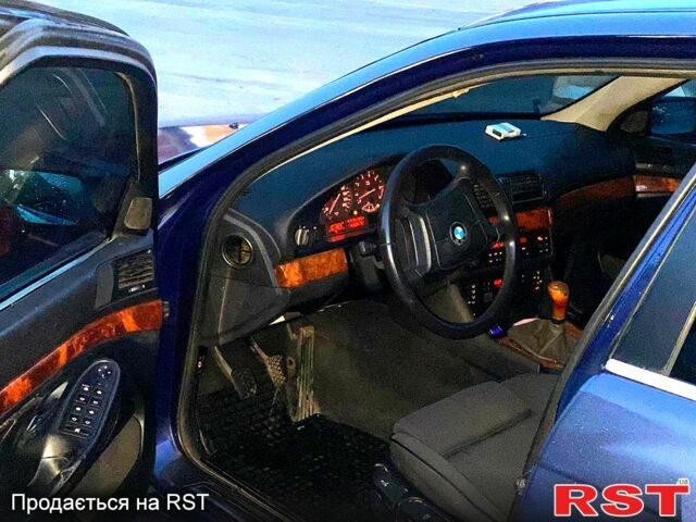 Синий БМВ 5 Серия, объемом двигателя 2 л и пробегом 450 тыс. км за 3250 $, фото 4 на Automoto.ua
