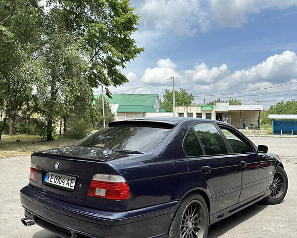 Синий БМВ 5 Серия, объемом двигателя 3.5 л и пробегом 299 тыс. км за 4700 $, фото 17 на Automoto.ua