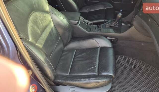 Синий БМВ 5 Серия, объемом двигателя 2.5 л и пробегом 400 тыс. км за 9000 $, фото 18 на Automoto.ua