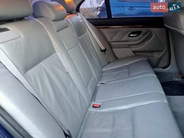 Синий БМВ 5 Серия, объемом двигателя 2.8 л и пробегом 400 тыс. км за 5000 $, фото 2 на Automoto.ua