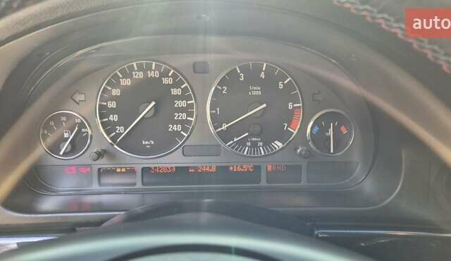 Синий БМВ 5 Серия, объемом двигателя 2.5 л и пробегом 400 тыс. км за 9000 $, фото 21 на Automoto.ua