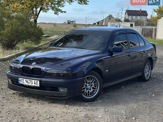 Синий БМВ 5 Серия, объемом двигателя 2 л и пробегом 350 тыс. км за 4800 $, фото 1 на Automoto.ua