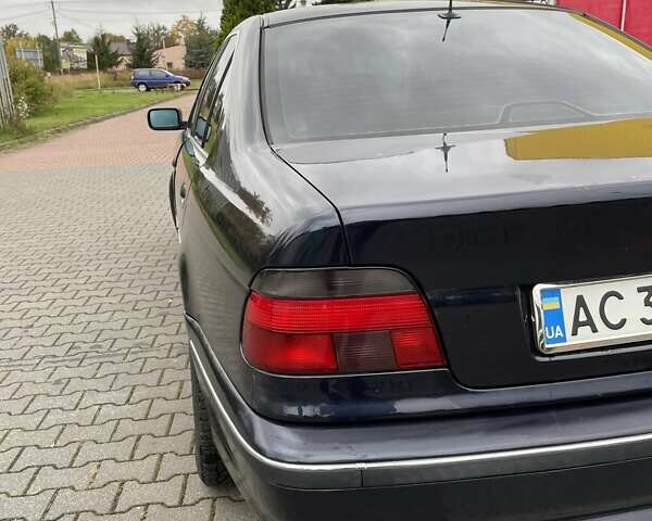 Синий БМВ 5 Серия, объемом двигателя 1.99 л и пробегом 382 тыс. км за 4300 $, фото 6 на Automoto.ua