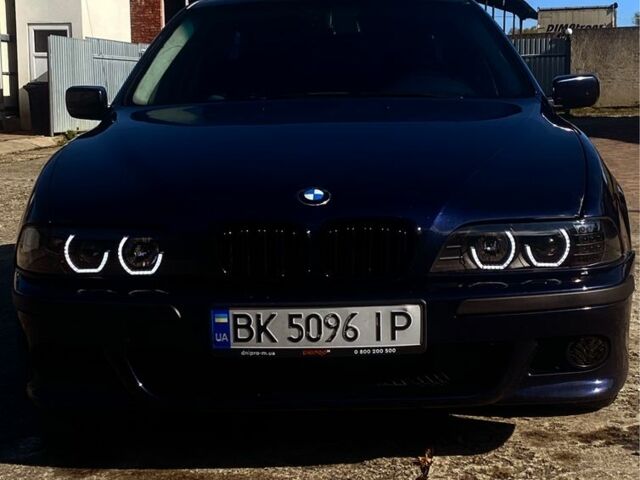 Синий БМВ 5 Серия, объемом двигателя 2.5 л и пробегом 400 тыс. км за 3700 $, фото 1 на Automoto.ua