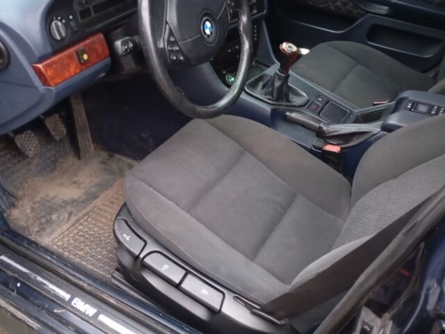 Синій БМВ 5 Серія, об'ємом двигуна 2.8 л та пробігом 1 тис. км за 4500 $, фото 7 на Automoto.ua