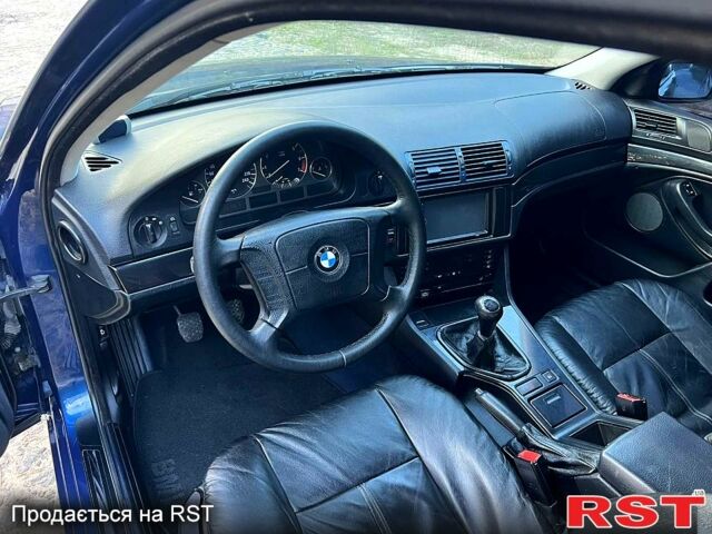 Синий БМВ 5 Серия, объемом двигателя 2 л и пробегом 300 тыс. км за 4900 $, фото 9 на Automoto.ua