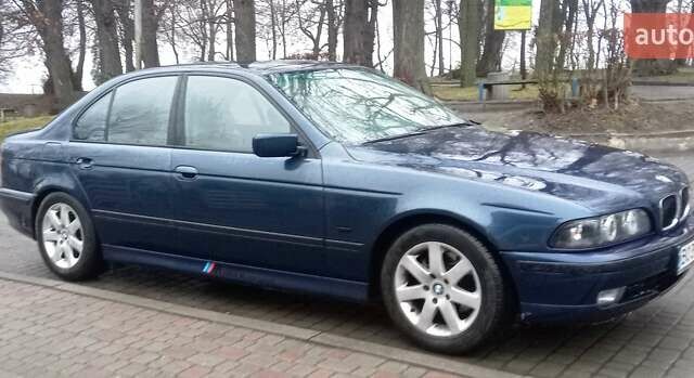 Синий БМВ 5 Серия, объемом двигателя 2.5 л и пробегом 353 тыс. км за 3500 $, фото 2 на Automoto.ua