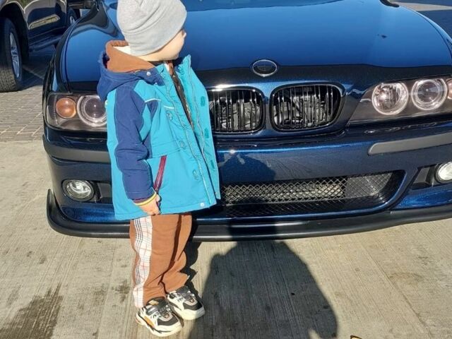 Синий БМВ 5 Серия, объемом двигателя 2 л и пробегом 390 тыс. км за 6500 $, фото 5 на Automoto.ua