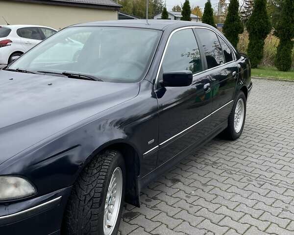 Синий БМВ 5 Серия, объемом двигателя 1.99 л и пробегом 382 тыс. км за 4300 $, фото 2 на Automoto.ua