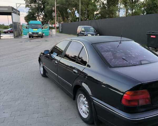 Синий БМВ 5 Серия, объемом двигателя 1.99 л и пробегом 380 тыс. км за 4300 $, фото 3 на Automoto.ua