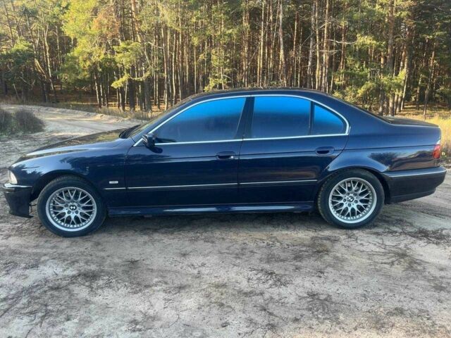 Синий БМВ 5 Серия, объемом двигателя 2.8 л и пробегом 427 тыс. км за 5700 $, фото 4 на Automoto.ua