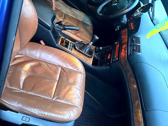 Синий БМВ 5 Серия, объемом двигателя 2.5 л и пробегом 1 тыс. км за 4500 $, фото 7 на Automoto.ua
