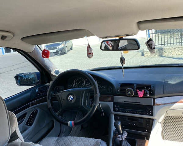 Синій БМВ 5 Серія, об'ємом двигуна 2.5 л та пробігом 435 тис. км за 6500 $, фото 10 на Automoto.ua