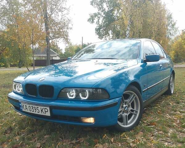 Синий БМВ 5 Серия, объемом двигателя 1.99 л и пробегом 300 тыс. км за 3500 $, фото 2 на Automoto.ua