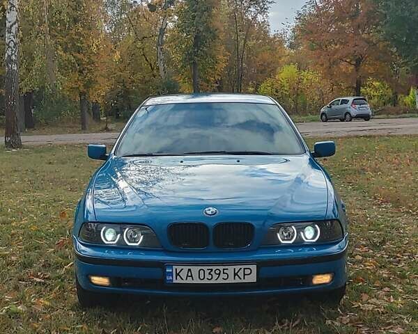 Синий БМВ 5 Серия, объемом двигателя 1.99 л и пробегом 300 тыс. км за 3500 $, фото 1 на Automoto.ua