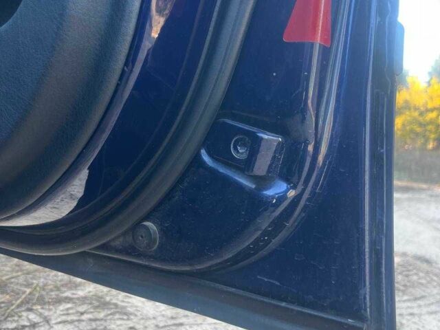 Синий БМВ 5 Серия, объемом двигателя 2.8 л и пробегом 427 тыс. км за 5700 $, фото 7 на Automoto.ua