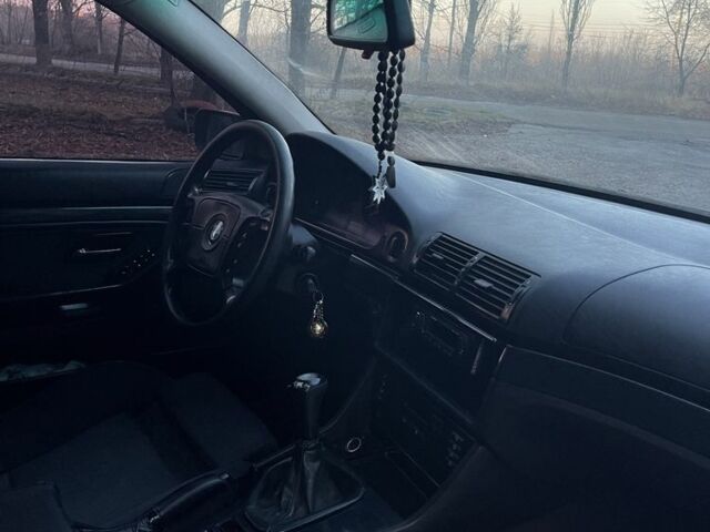 Синій БМВ 5 Серія, об'ємом двигуна 2.5 л та пробігом 330 тис. км за 4200 $, фото 6 на Automoto.ua