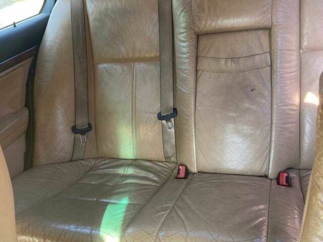 Синий БМВ 5 Серия, объемом двигателя 2 л и пробегом 237 тыс. км за 1800 $, фото 4 на Automoto.ua