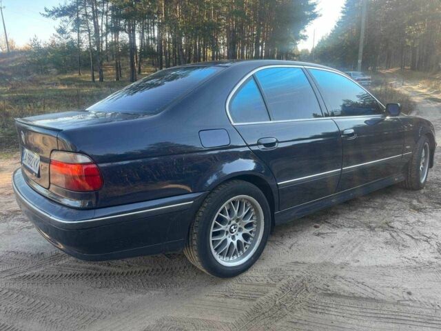 Синий БМВ 5 Серия, объемом двигателя 2.8 л и пробегом 427 тыс. км за 5700 $, фото 3 на Automoto.ua