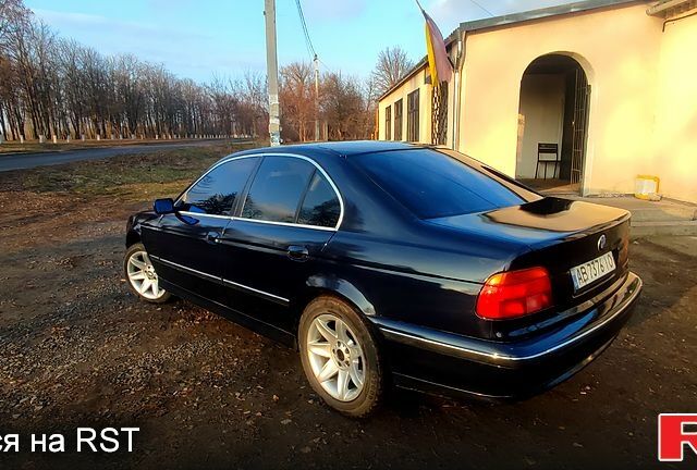 Синій БМВ 5 Серія, об'ємом двигуна 2 л та пробігом 250 тис. км за 3500 $, фото 2 на Automoto.ua