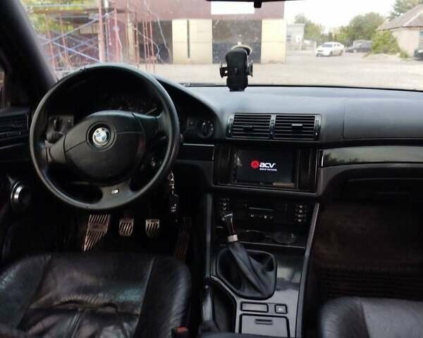 Синий БМВ 5 Серия, объемом двигателя 2.8 л и пробегом 230 тыс. км за 4999 $, фото 11 на Automoto.ua