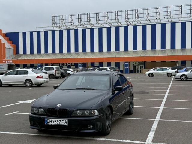 Синій БМВ 5 Серія, об'ємом двигуна 2.5 л та пробігом 300 тис. км за 3999 $, фото 2 на Automoto.ua