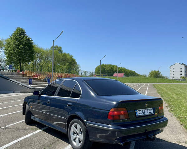 Синий БМВ 5 Серия, объемом двигателя 2.93 л и пробегом 329 тыс. км за 6150 $, фото 3 на Automoto.ua