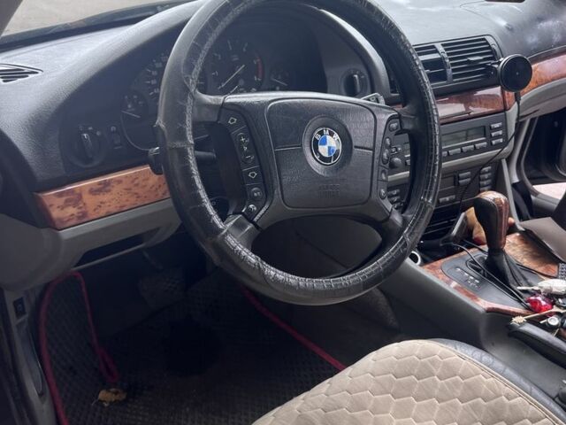 Синий БМВ 5 Серия, объемом двигателя 2.9 л и пробегом 326 тыс. км за 3700 $, фото 6 на Automoto.ua