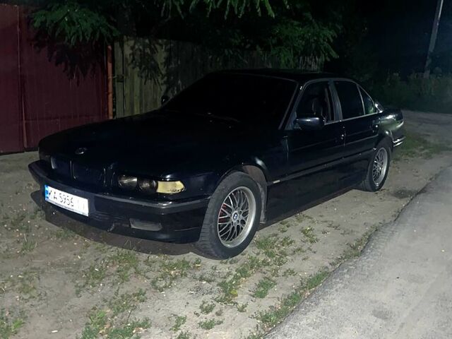 Синий БМВ 5 Серия, объемом двигателя 4.4 л и пробегом 450 тыс. км за 4000 $, фото 4 на Automoto.ua