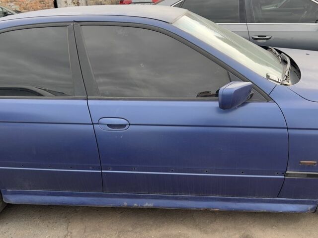 Синий БМВ 5 Серия, объемом двигателя 2.5 л и пробегом 2 тыс. км за 2000 $, фото 2 на Automoto.ua