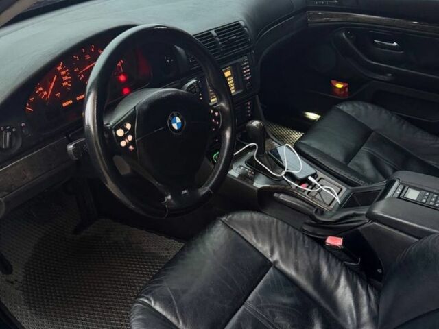 Синий БМВ 5 Серия, объемом двигателя 2.9 л и пробегом 481 тыс. км за 4999 $, фото 5 на Automoto.ua