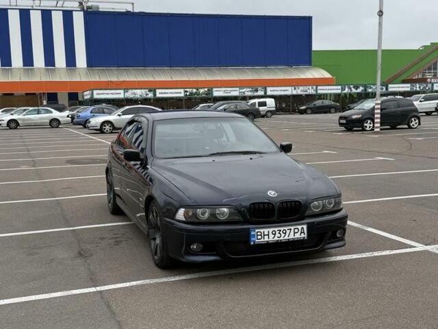 Синій БМВ 5 Серія, об'ємом двигуна 2.5 л та пробігом 300 тис. км за 3999 $, фото 1 на Automoto.ua