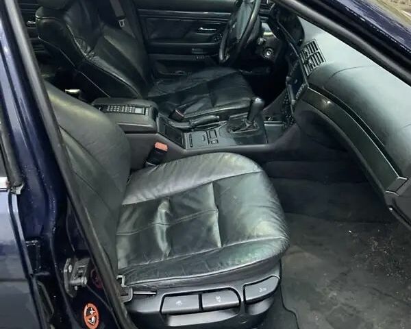 Синий БМВ 5 Серия, объемом двигателя 2.5 л и пробегом 337 тыс. км за 3000 $, фото 6 на Automoto.ua