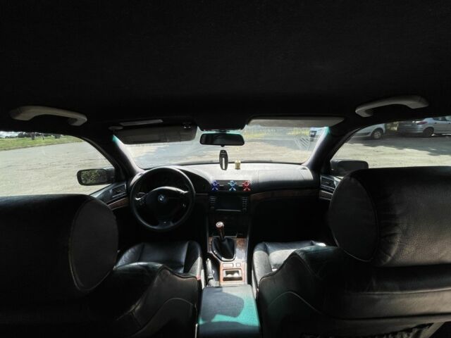 Синий БМВ 5 Серия, объемом двигателя 2.9 л и пробегом 454 тыс. км за 5450 $, фото 21 на Automoto.ua