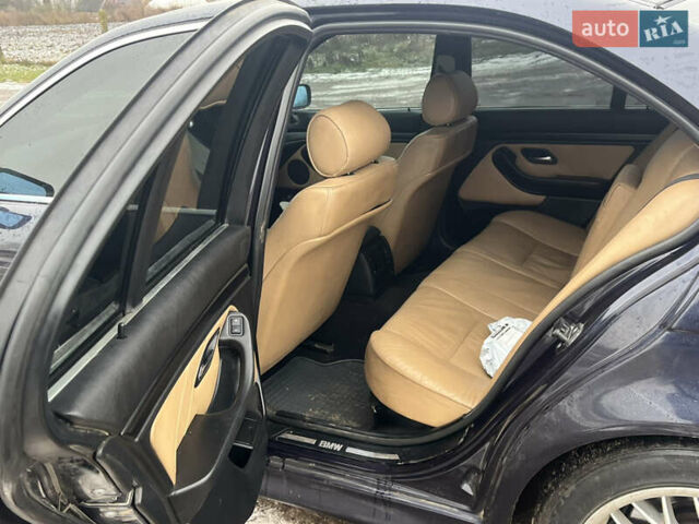 Синий БМВ 5 Серия, объемом двигателя 2.5 л и пробегом 350 тыс. км за 5400 $, фото 6 на Automoto.ua