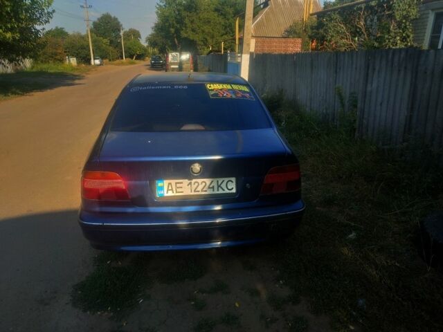 Синий БМВ 5 Серия, объемом двигателя 2 л и пробегом 205 тыс. км за 3082 $, фото 3 на Automoto.ua