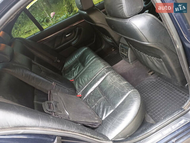 Синий БМВ 5 Серия, объемом двигателя 2.5 л и пробегом 370 тыс. км за 4850 $, фото 15 на Automoto.ua