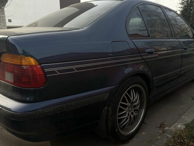 Синий БМВ 5 Серия, объемом двигателя 2.9 л и пробегом 470 тыс. км за 4000 $, фото 4 на Automoto.ua