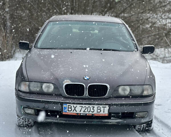 Синий БМВ 5 Серия, объемом двигателя 1.99 л и пробегом 320 тыс. км за 2899 $, фото 2 на Automoto.ua