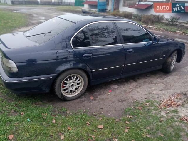 Синій БМВ 5 Серія, об'ємом двигуна 2 л та пробігом 275 тис. км за 5200 $, фото 3 на Automoto.ua