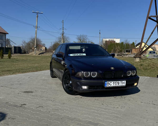 Синій БМВ 5 Серія, об'ємом двигуна 2.5 л та пробігом 260 тис. км за 3600 $, фото 4 на Automoto.ua